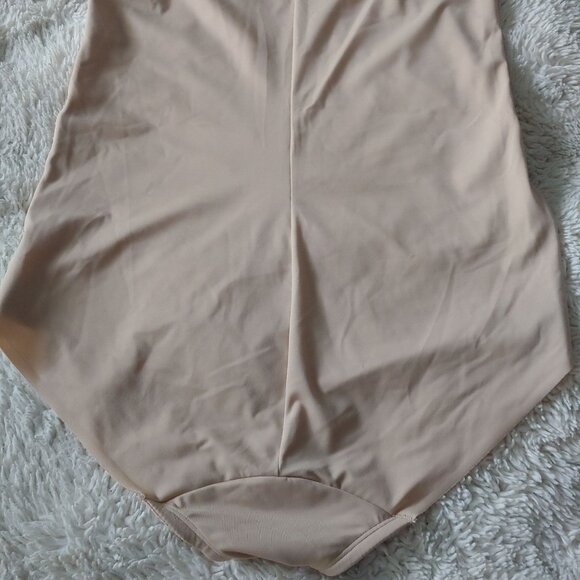 MiracleSuit Instant Tummy Tuck! Open-Bust Shaping Bodysuit Extra Firm 3XL Nude - Picture 7 of 9